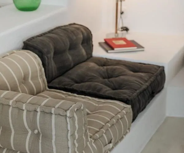 Crown Of Fira Dom wakacyjny